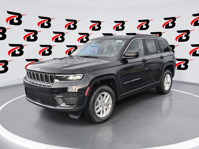 2025 Jeep Grand Cherokee GRAND CHEROKEE LAREDO X 4X4