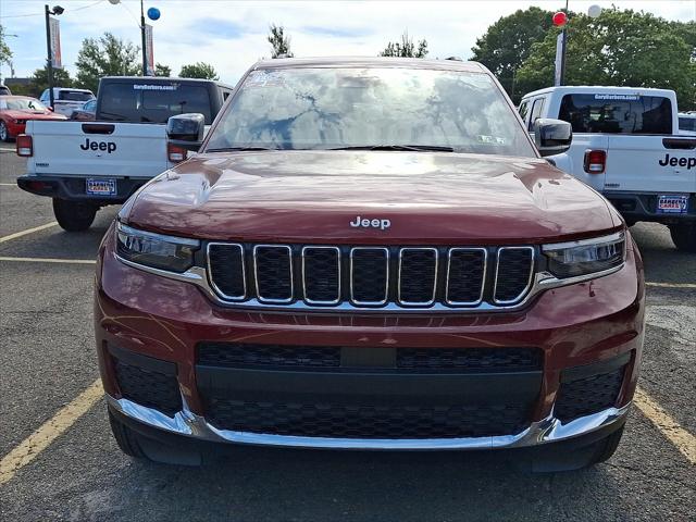 2025 Jeep Grand Cherokee GRAND CHEROKEE L LAREDO X 4X4