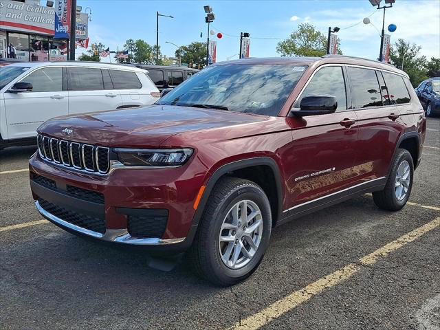 2025 Jeep Grand Cherokee GRAND CHEROKEE L LAREDO X 4X4