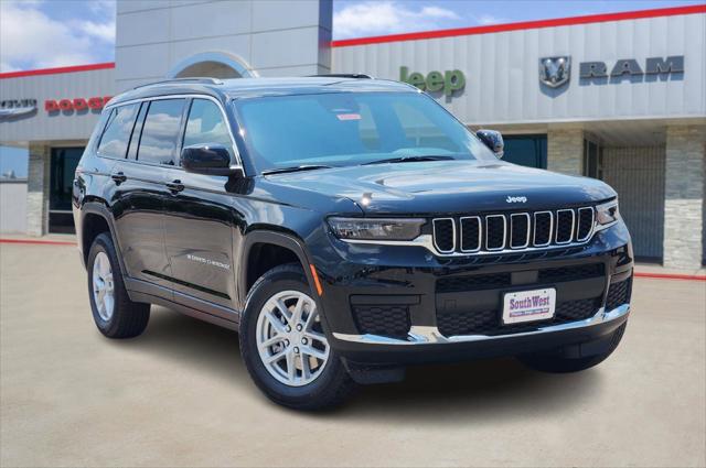 2025 Jeep Grand Cherokee GRAND CHEROKEE L LAREDO X 4X4