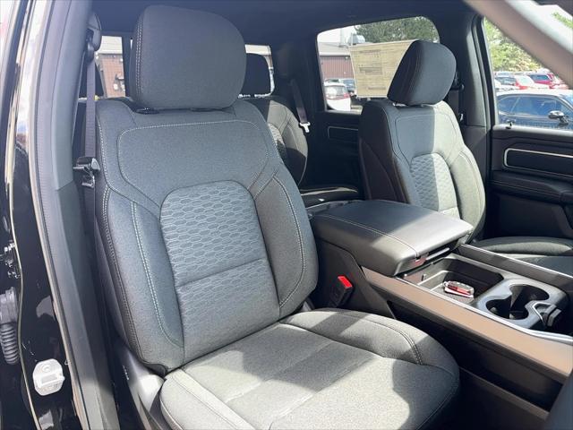 2025 Ram 1500 Big Horn Crew Cab 4x4 5'7" Box