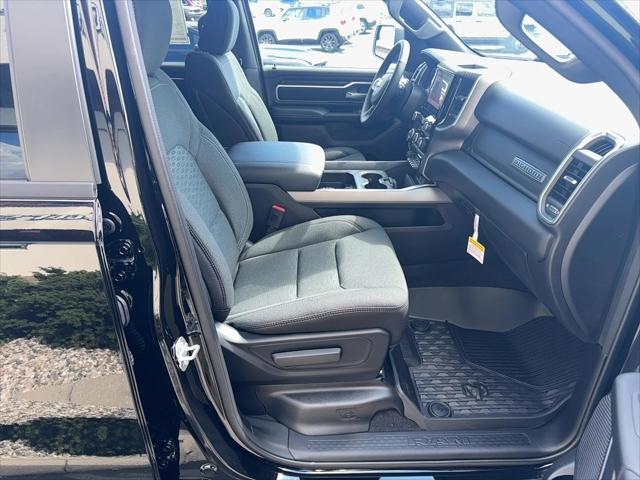 2025 Ram 1500 Big Horn Crew Cab 4x4 5'7" Box
