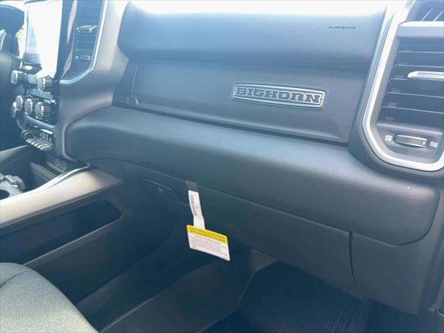 2025 Ram 1500 Big Horn Crew Cab 4x4 5'7" Box