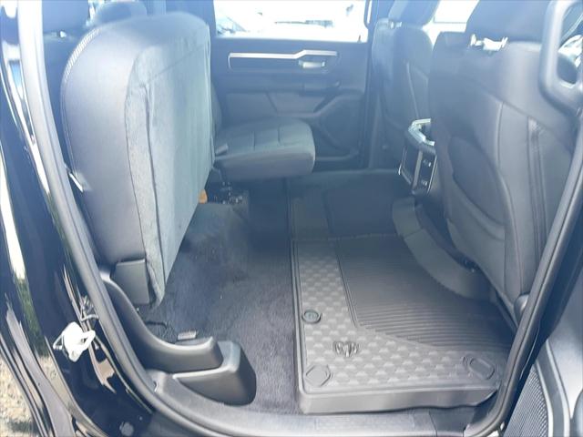 2025 Ram 1500 Big Horn Crew Cab 4x4 5'7" Box