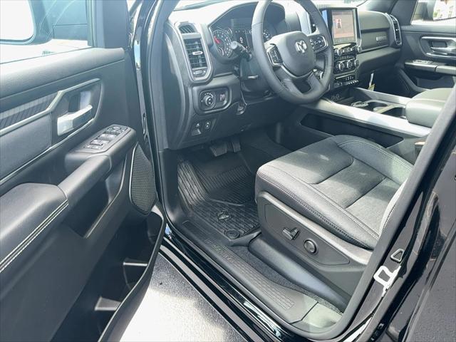 2025 Ram 1500 Big Horn Crew Cab 4x4 5'7" Box