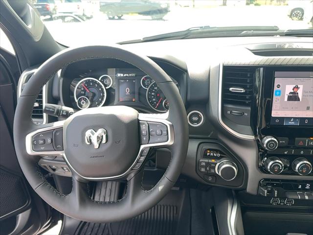 2025 Ram 1500 Big Horn Crew Cab 4x4 5'7" Box