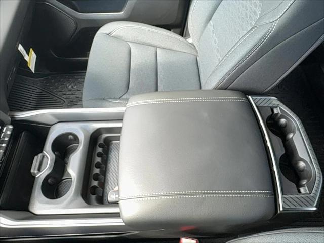 2025 Ram 1500 Big Horn Crew Cab 4x4 5'7" Box