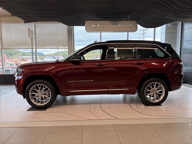 2025 Jeep Grand Cherokee GRAND CHEROKEE SUMMIT 4X4