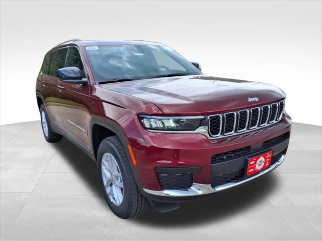 2025 Jeep Grand Cherokee Laredo 4x4