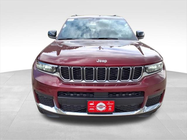 2025 Jeep Grand Cherokee Laredo 4x4