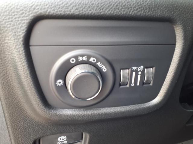 2025 Jeep Grand Cherokee Laredo 4x4
