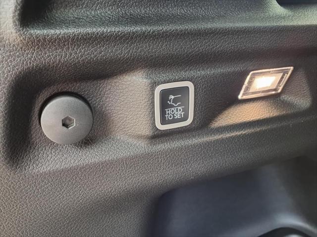 2025 Jeep Grand Cherokee Laredo 4x4