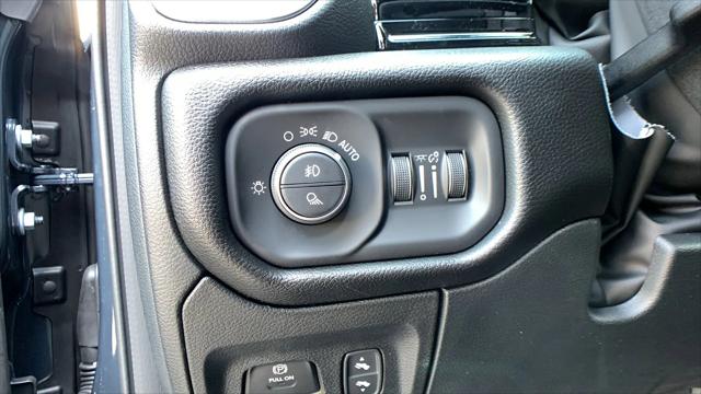 2026 Ram 1500 Laramie Crew Cab 4x4 5'7" Box