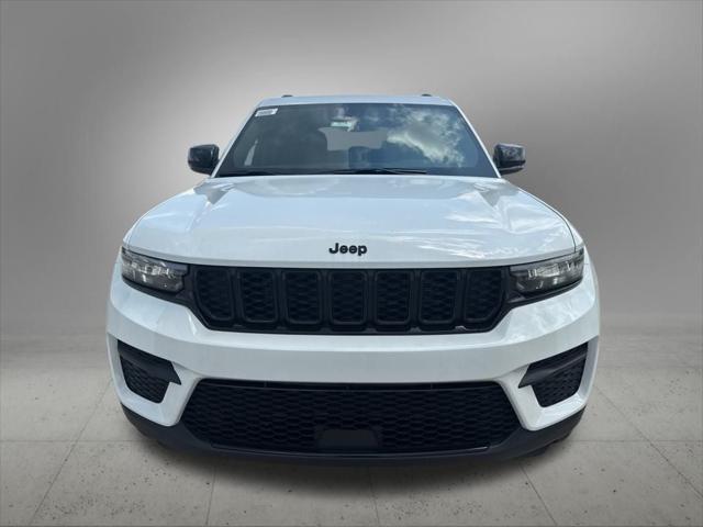 2025 Jeep Grand Cherokee GRAND CHEROKEE ALTITUDE 4X2
