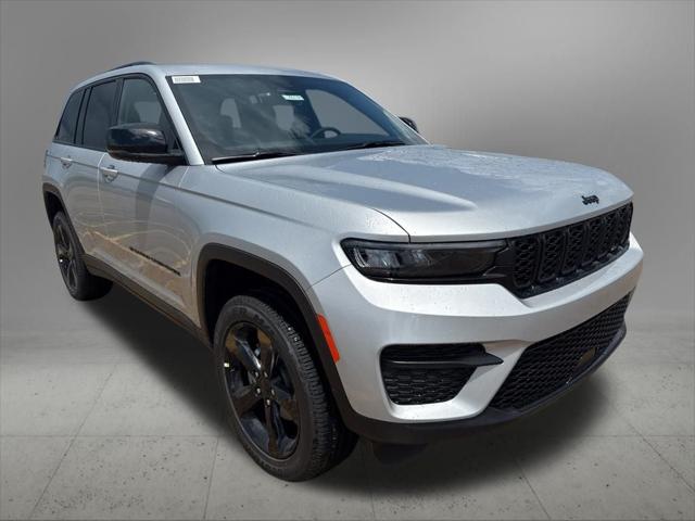 2025 Jeep Grand Cherokee GRAND CHEROKEE ALTITUDE 4X2