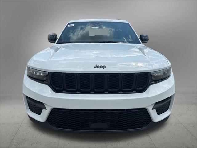 2025 Jeep Grand Cherokee GRAND CHEROKEE ALTITUDE 4X2