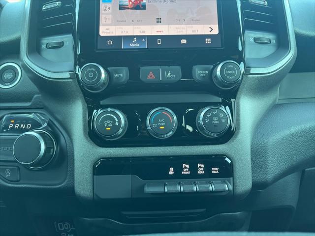 2025 RAM Ram 1500 RAM 1500 TRADESMAN CREW CAB 4X2 57 BOX