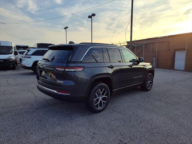 2025 Jeep Grand Cherokee GRAND CHEROKEE LIMITED 4X4