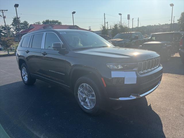 2025 Jeep Grand Cherokee GRAND CHEROKEE L LAREDO 4X4