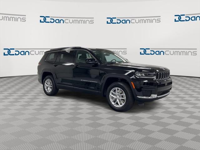 2025 Jeep Grand Cherokee GRAND CHEROKEE L LAREDO 4X4