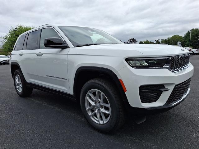 2025 Jeep Grand Cherokee GRAND CHEROKEE LAREDO X 4X4