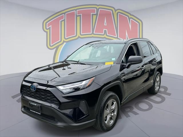 2023 Toyota RAV4 Hybrid LE [3]