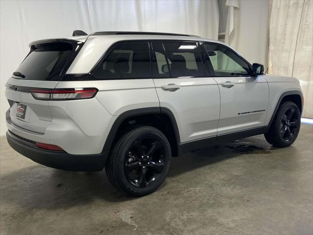 2025 Jeep Grand Cherokee GRAND CHEROKEE ALTITUDE X 4X4