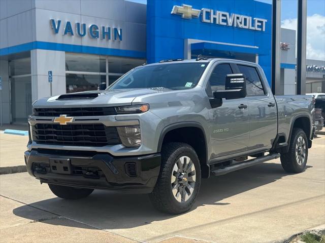 2024 Chevrolet Silverado 2500HD 4WD Crew Cab Standard Bed Custom
