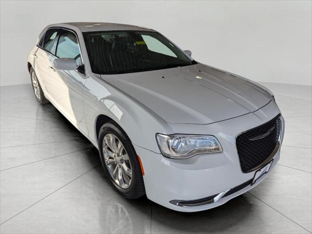 2016 Chrysler 300 Limited