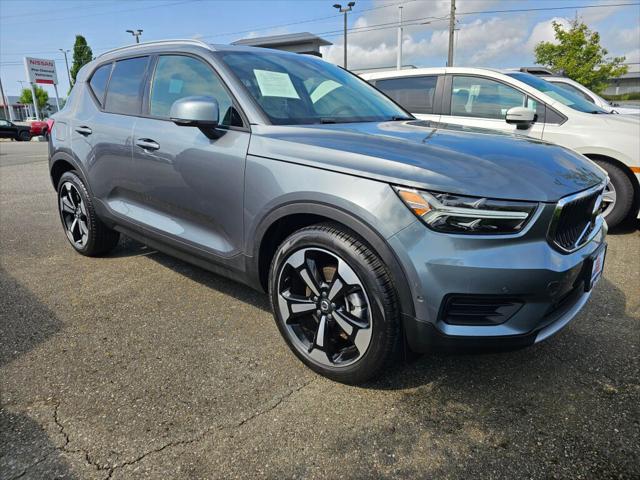 2019 Volvo XC40 T5 Momentum