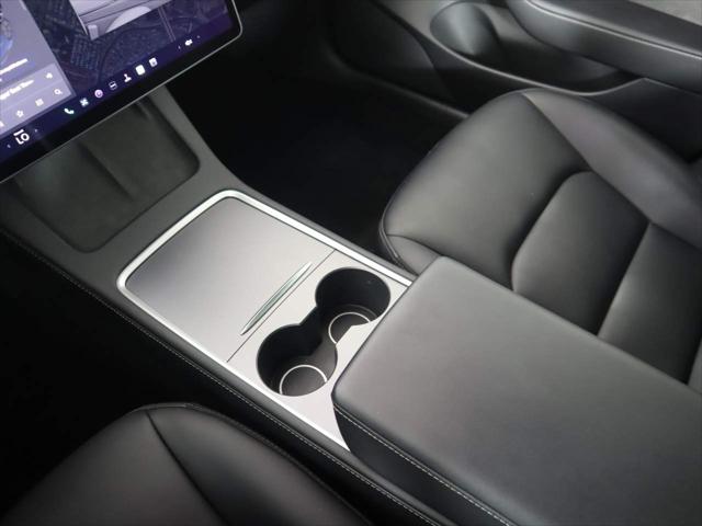 2022 Tesla Model 3 Rear-Wheel Drive