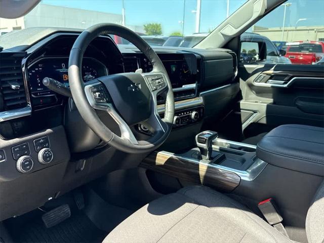 2024 Chevrolet Silverado 1500 4WD Crew Cab Short Bed RST