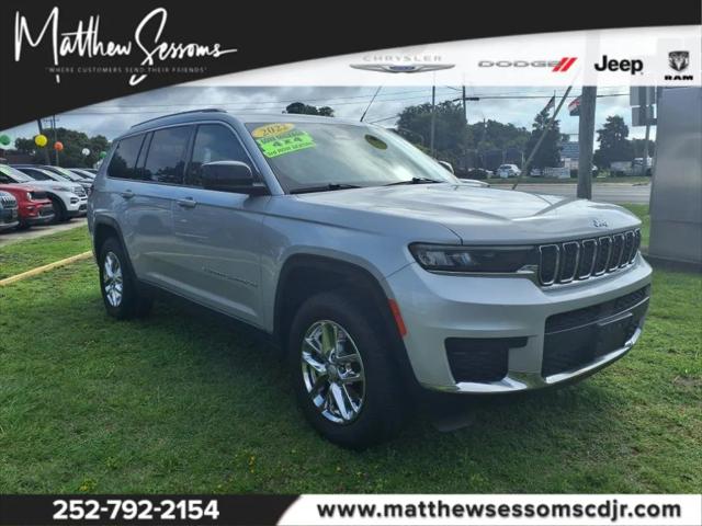 2022 Jeep Grand Cherokee L Laredo 4x4