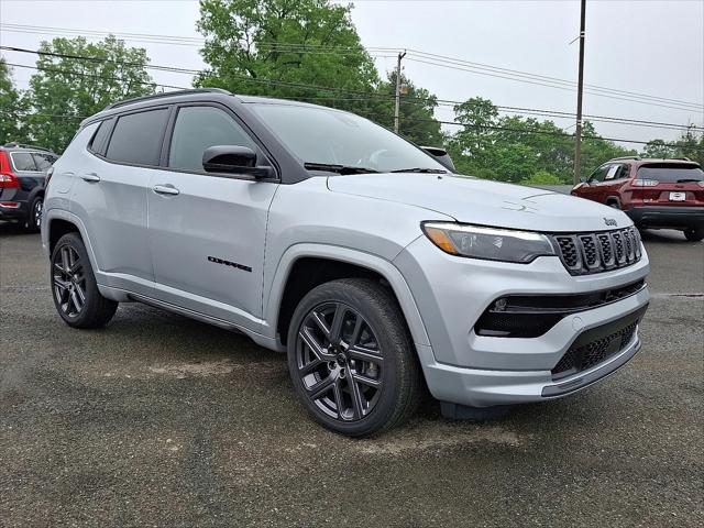 2025 Jeep Compass COMPASS LIMITED 4X4