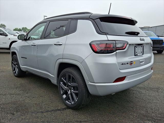 2025 Jeep Compass COMPASS LIMITED 4X4