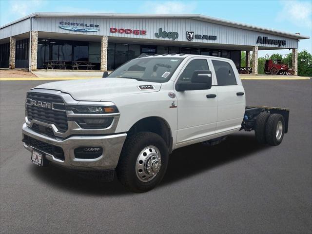 2025 RAM Ram 3500 Chassis Cab RAM 3500 TRADESMAN CREW CAB CHASSIS 4X4 60 CA