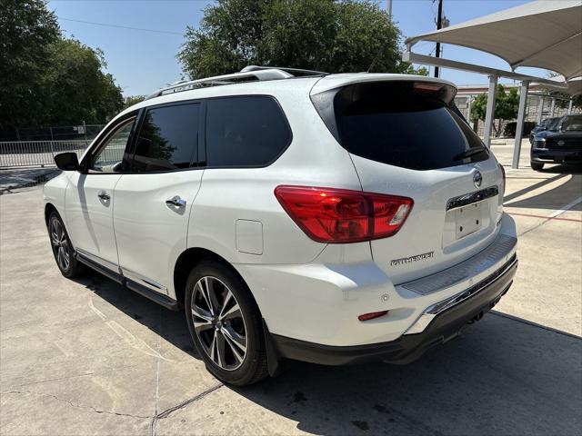 2017 Nissan Pathfinder Platinum