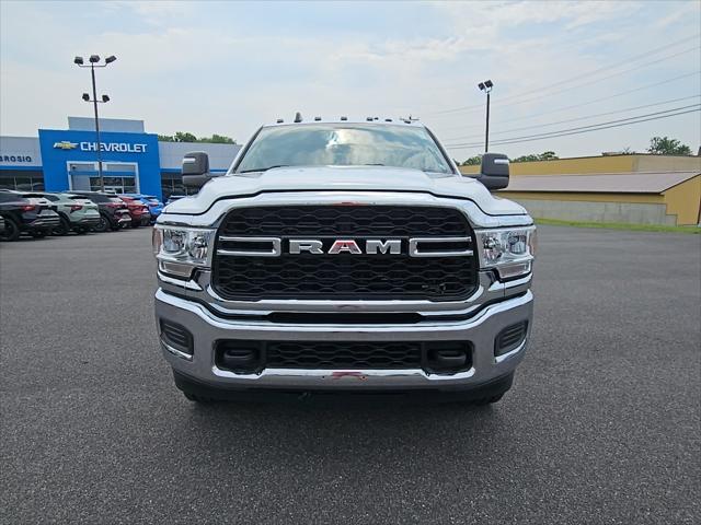 2023 RAM 2500 Tradesman Crew Cab 4x4 64 Box