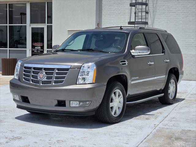 2013 Cadillac Escalade Standard