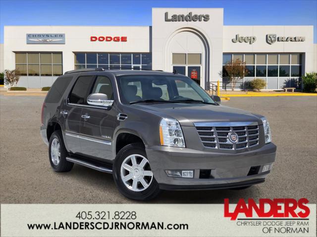 2013 Cadillac Escalade Standard