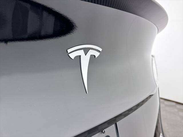 2024 Tesla Model Y Performance Dual Motor All-Wheel Drive