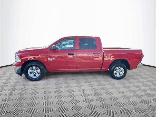 2022 Ram 1500 Classic SLT Crew Cab 4x2 5'7" Box