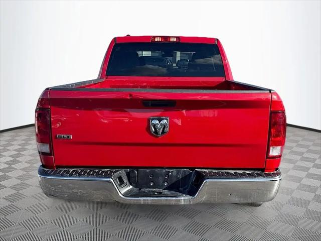 2022 Ram 1500 Classic SLT Crew Cab 4x2 5'7" Box