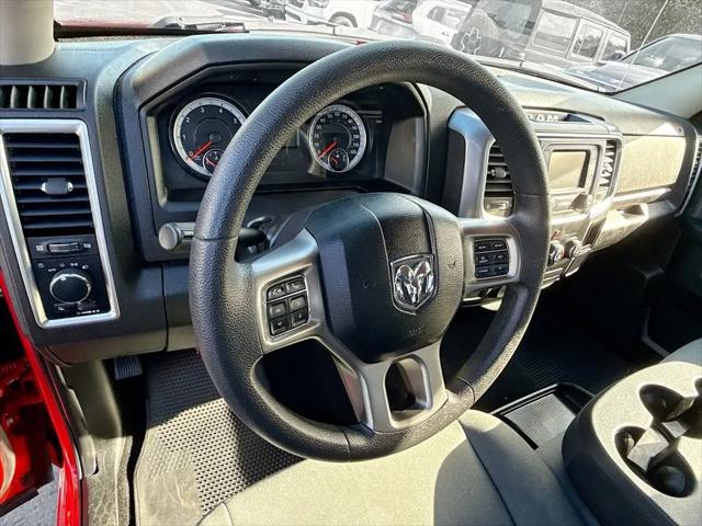 2022 Ram 1500 Classic SLT Crew Cab 4x2 5'7" Box