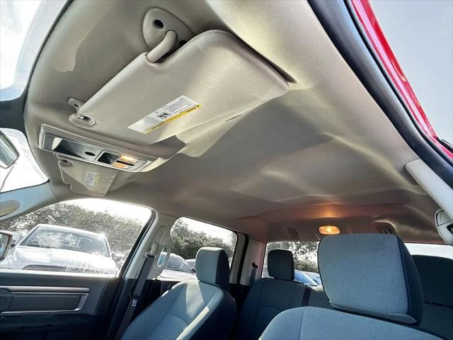 2022 Ram 1500 Classic SLT Crew Cab 4x2 5'7" Box