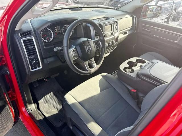 2022 Ram 1500 Classic SLT Crew Cab 4x2 5'7" Box