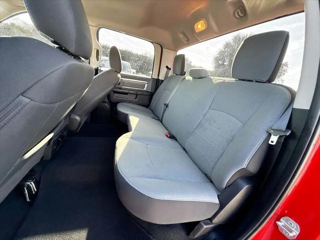 2022 Ram 1500 Classic SLT Crew Cab 4x2 5'7" Box