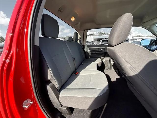 2022 Ram 1500 Classic SLT Crew Cab 4x2 5'7" Box