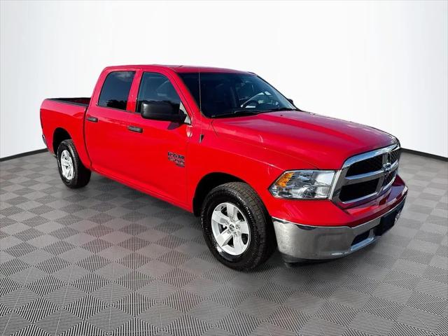 2022 Ram 1500 Classic SLT Crew Cab 4x2 5'7" Box