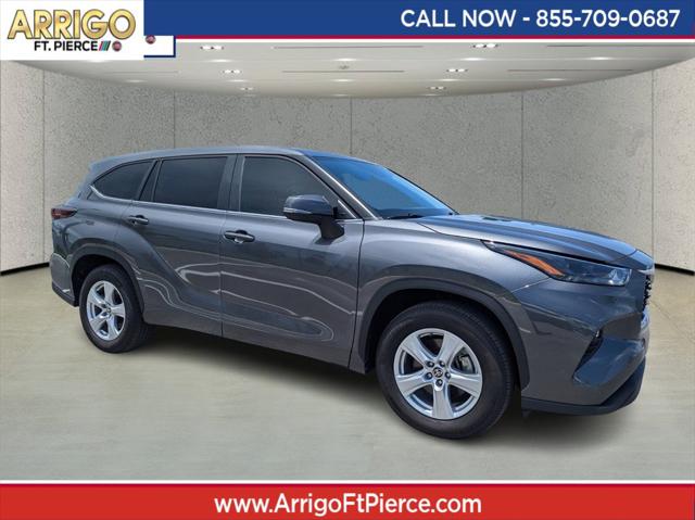 2024 Toyota Highlander LE